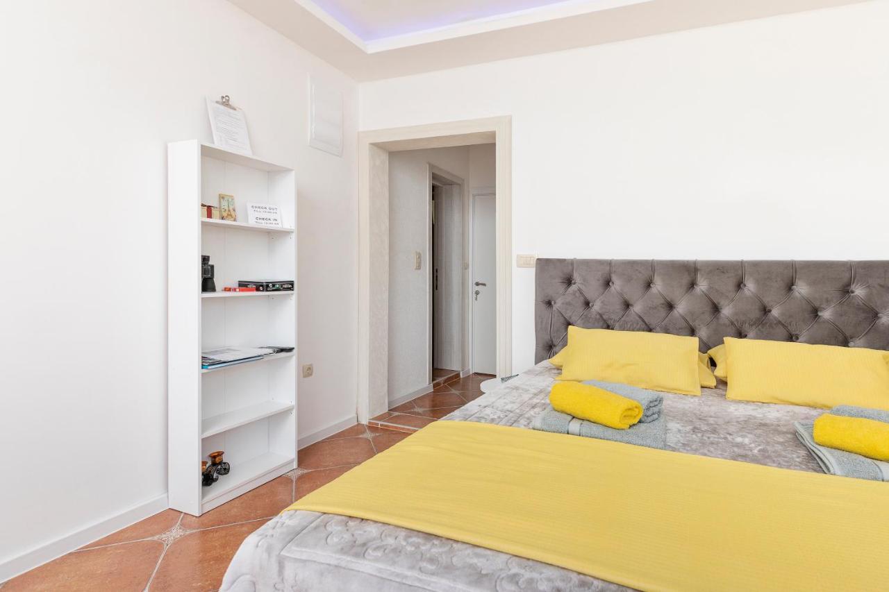 Apartments Vukovic Котор Екстериор снимка