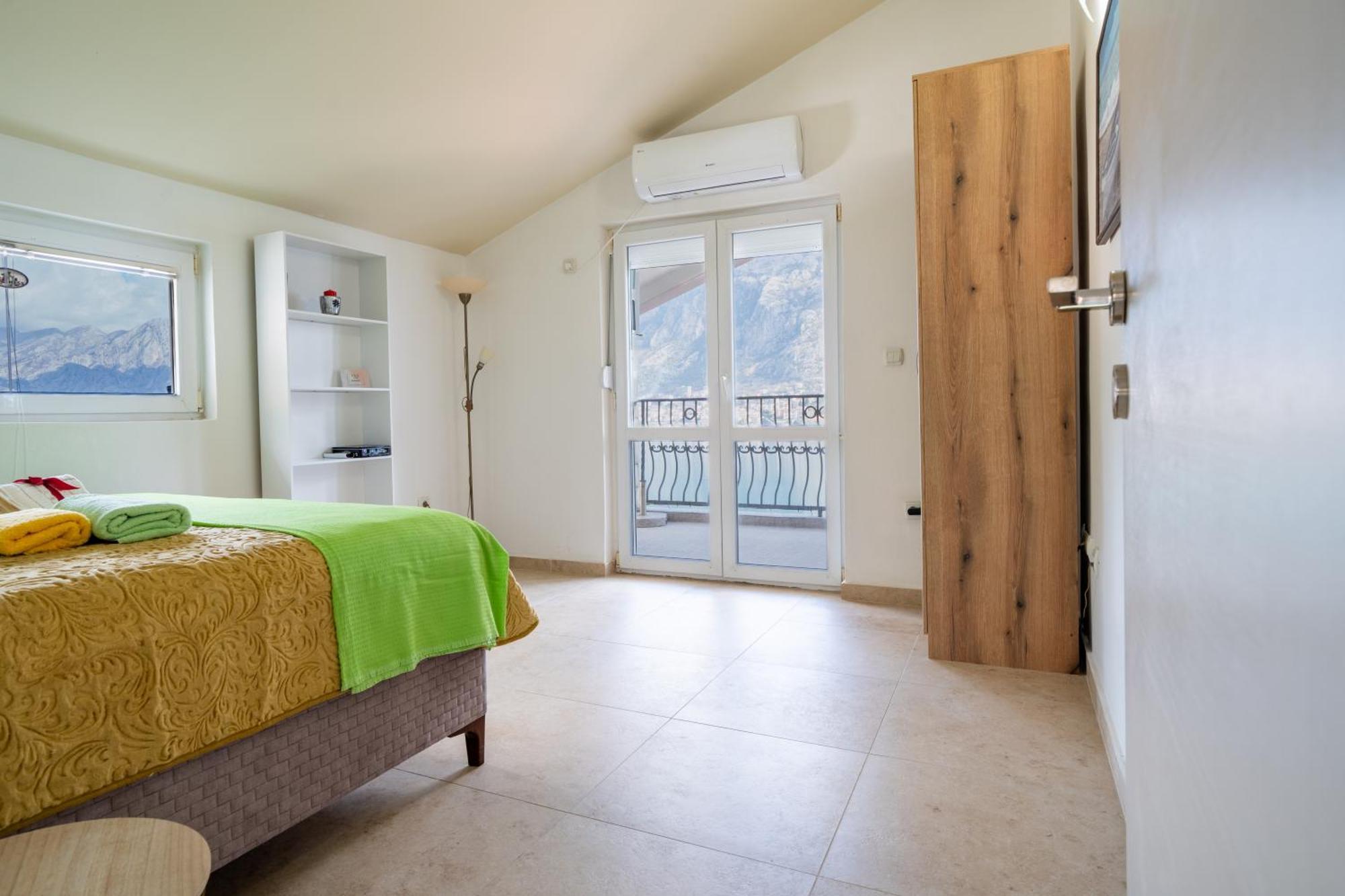Apartments Vukovic Котор Екстериор снимка