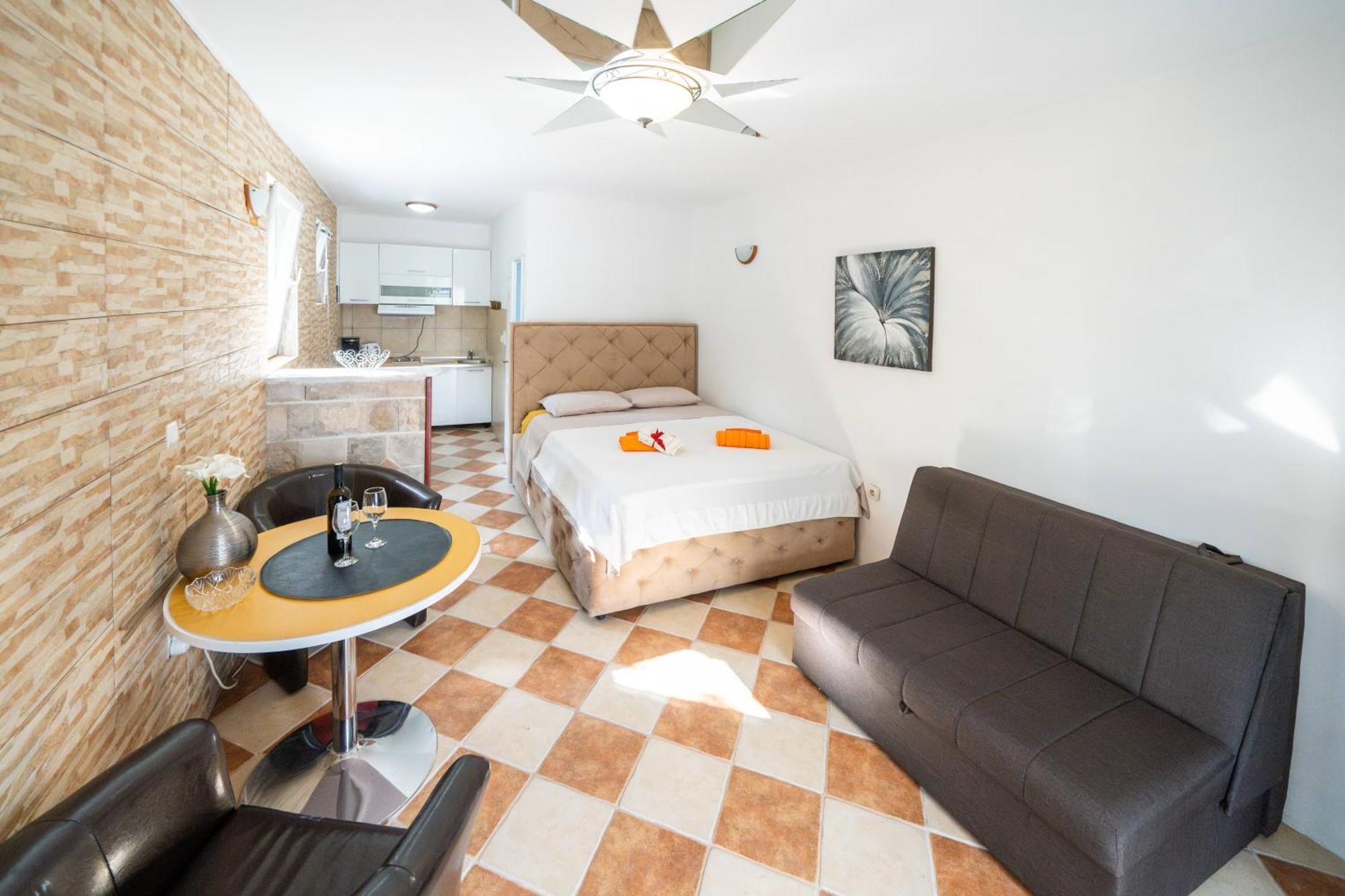 Apartments Vukovic Котор Екстериор снимка